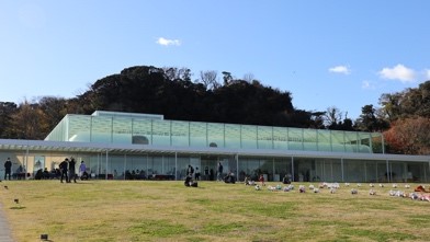 横須賀美術館